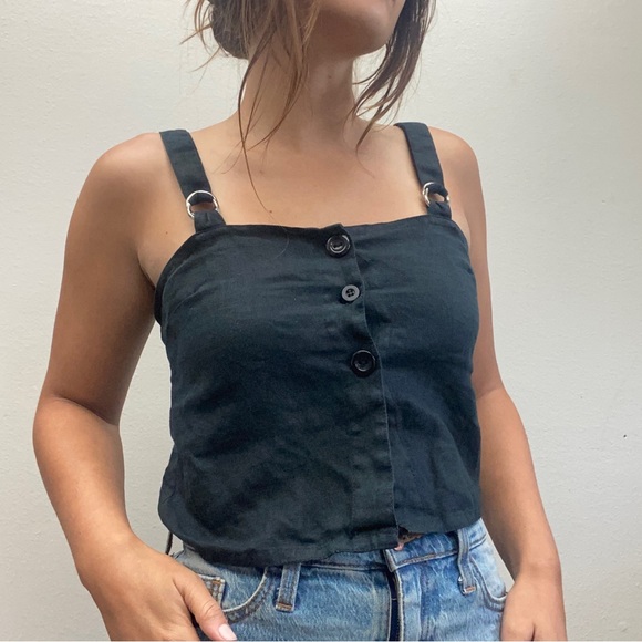 100% linen black button down tank top with adjustable straps - Picture 2 of 7